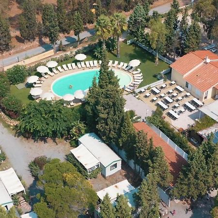 Camping Village Flumendosa サンタ・マルゲリータ・ディ・プーラ エクステリア 写真