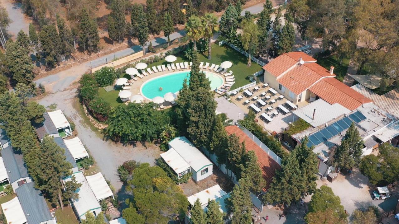 Camping Village Flumendosa サンタ・マルゲリータ・ディ・プーラ エクステリア 写真