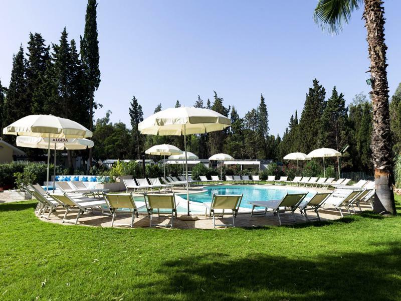 Camping Village Flumendosa サンタ・マルゲリータ・ディ・プーラ エクステリア 写真